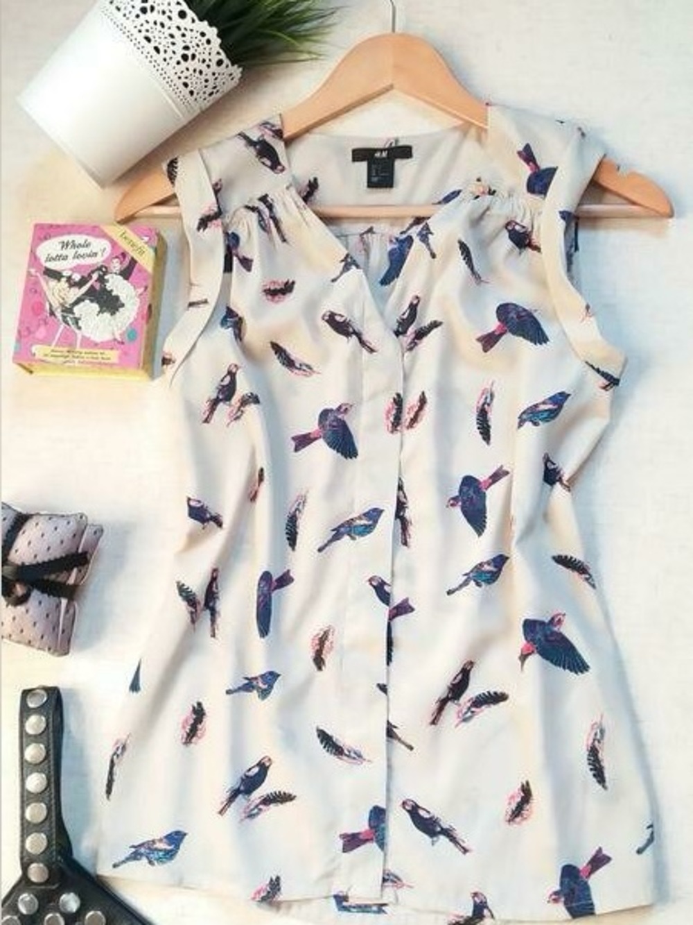 H&M Bird Print Sleeveless Blouse